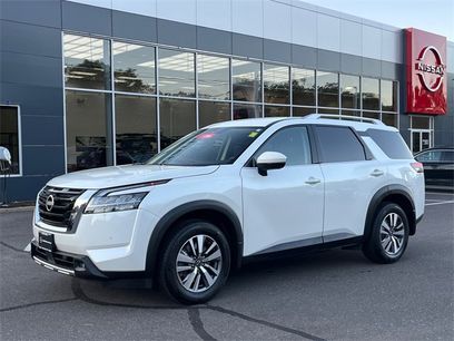 Certified 2022 Nissan Pathfinder SL