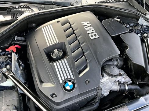 Used 2011 BMW 528i Sedan RWD image 31