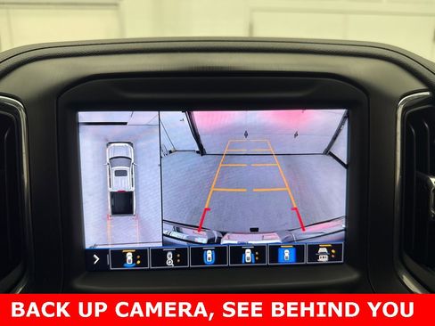 Used 2020 GMC Sierra 1500 AT4 w/ AT4 Premium Package image 2