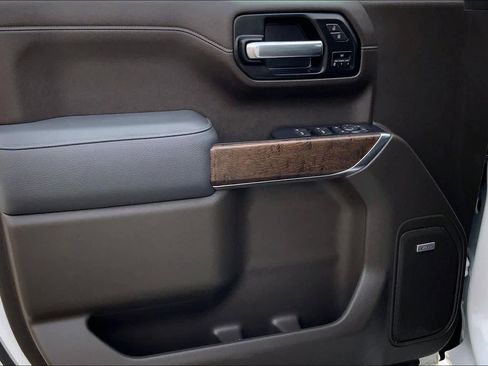 Used 2021 GMC Sierra 1500 Denali w/ Denali Ultimate Package image 21