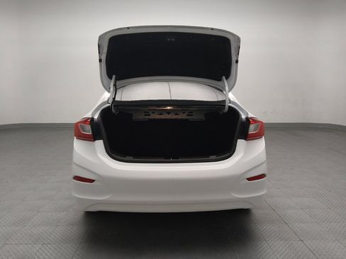 Used 2018 Chevrolet Cruze LS image 29