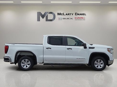 Used 2020 GMC Sierra 1500 4x4 Crew Cab w/ Sierra Value Package image 15