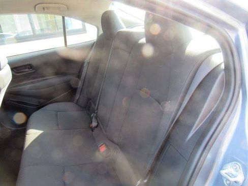 Used 2022 Toyota Corolla LE FWD image 17