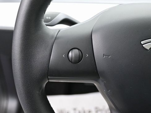 Used 2020 Tesla Model 3 Long Range image 16