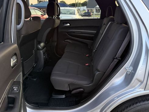 Used 2021 Dodge Durango SXT RWD image 9