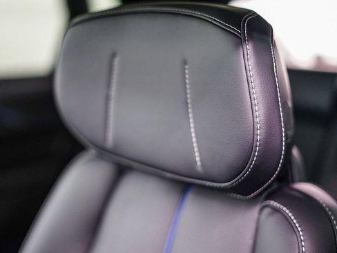 Used 2025 Cadillac Lyriq Sport image 25