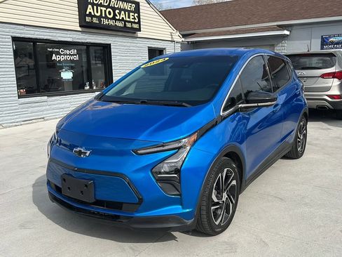 Used 2023 Chevrolet Bolt LT w/ Infotainment Package image 1