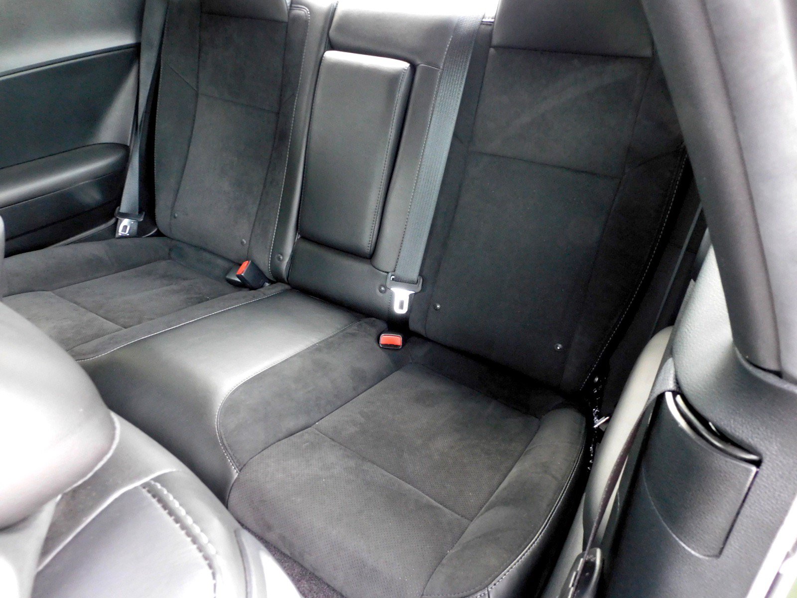 Used 2018 Dodge Challenger R/T Scat Pack RWD image 15