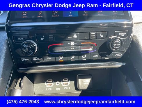 Certified 2023 Jeep Grand Cherokee L Limited w/ Black Appearance Package AWD/4WD image 57