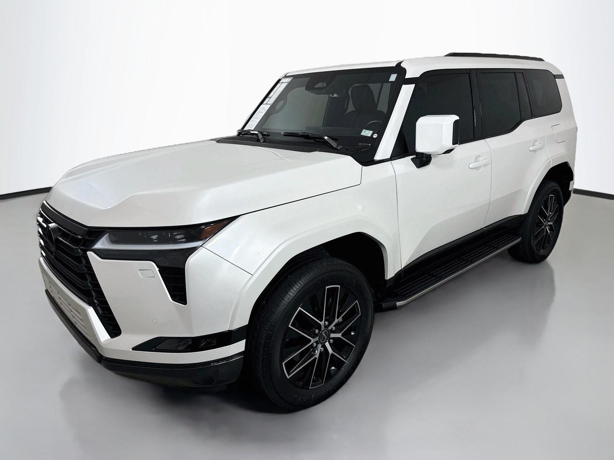 Certified 2024 Lexus GX 550 w/ Accessory Package (2T) AWD/4WD image 3