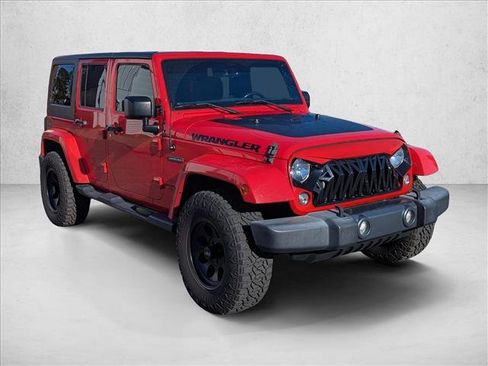 Used 2017 Jeep Wrangler Freedom Edition image 3