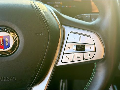 Used 2023 BMW ALPINA XB7 image 42