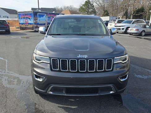 Used 2021 Jeep Grand Cherokee Limited w/ Premium Lighting Group image 2