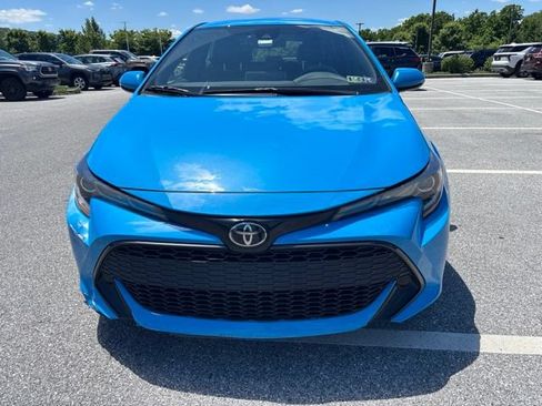 Used 2021 Toyota Corolla SE w/ SE Preferred Package FWD image 2