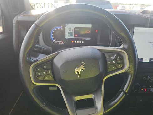 Used 2024 Ford Bronco Badlands AWD/4WD image 7