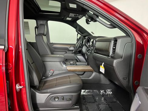 New 2026 Chevrolet Silverado 2500 High Country w/ Technology Package AWD/4WD image 13