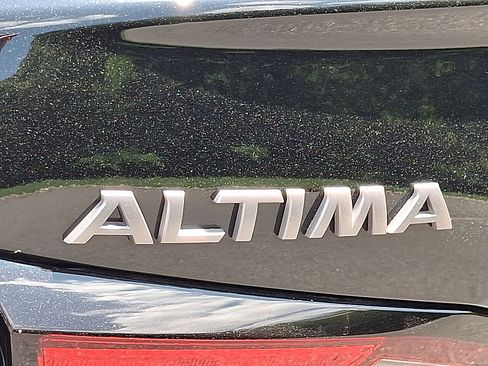 Used 2026 Nissan Altima 2.5 SV FWD image 19