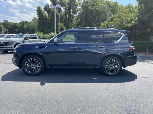 Used 2023 Nissan Armada Platinum w/ Captain's Chairs Package RWD image 40