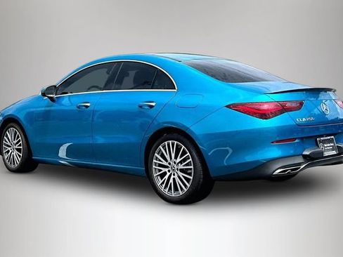 Used 2025 Mercedes-Benz CLA 250 image 4