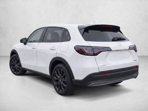 Used 2024 Honda HR-V Sport image 5