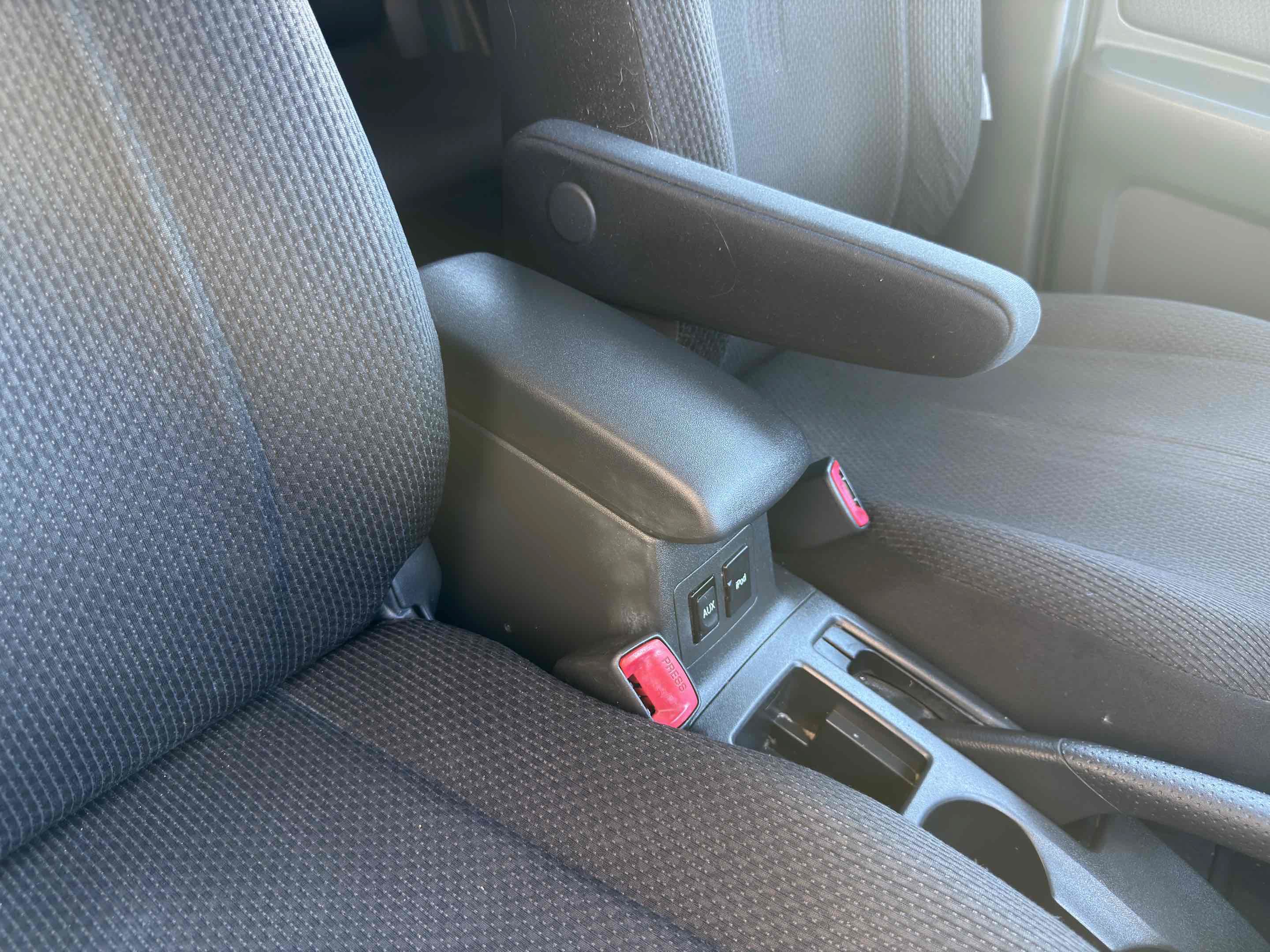 Used 2008 Scion xB FWD image 39