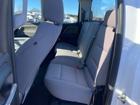 Used 2018 Chevrolet Silverado 1500 W/T image 18