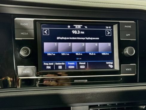 Used 2023 Volkswagen Jetta SE w/ Panoramic Sunroof Package FWD image 14