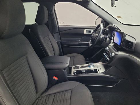 Used 2020 Ford Explorer XLT RWD image 21