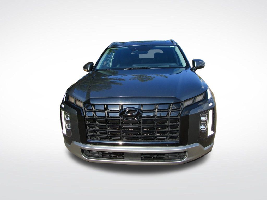 Used 2024 Hyundai Palisade Limited FWD image 5