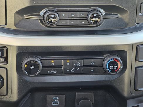 Used 2022 Ford F150 XLT image 18
