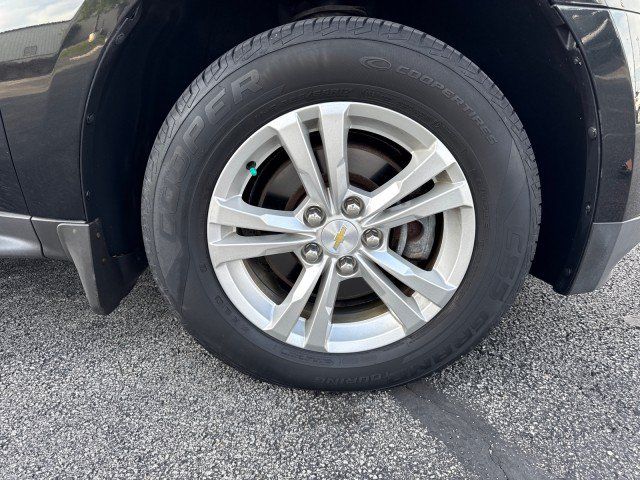 Used 2015 Chevrolet Equinox LT w/ Driver Convenience Package AWD/4WD image 9
