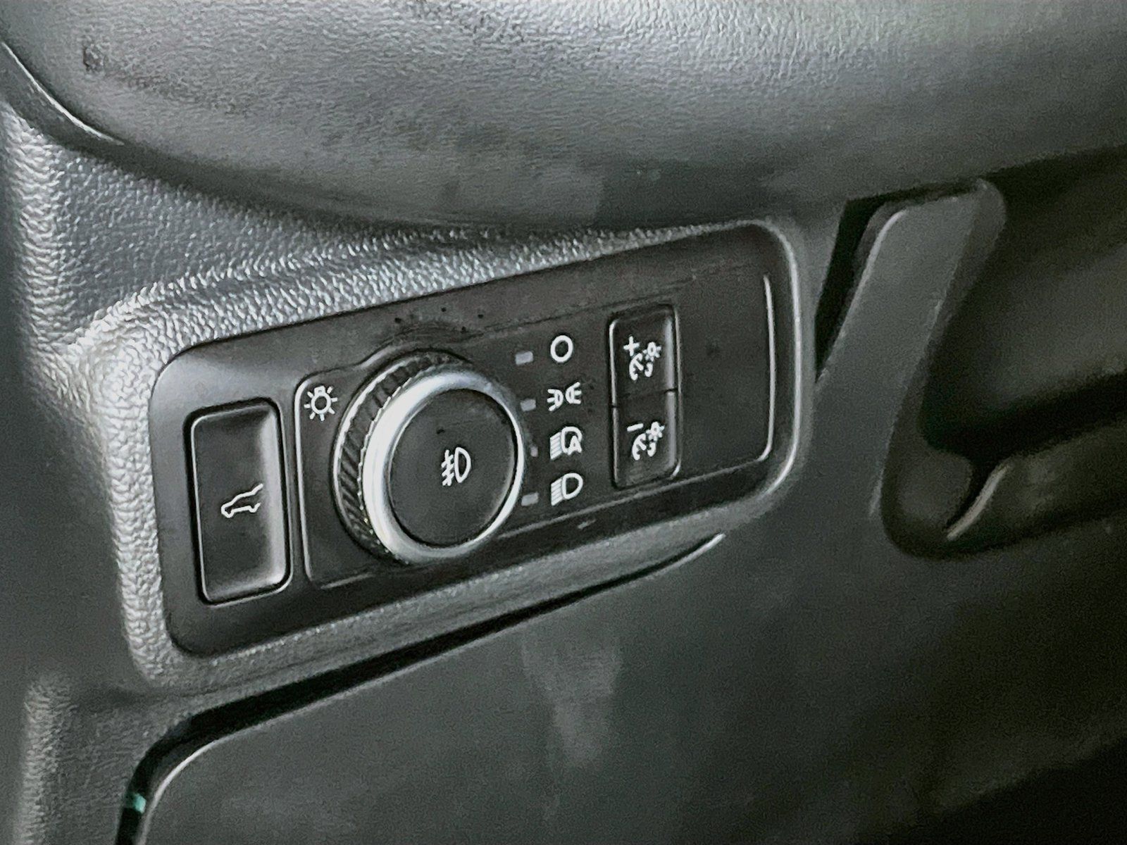 Used 2026 Ford Explorer ST w/ Sun And Sound Package AWD/4WD image 10
