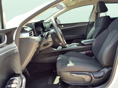 Used 2023 Kia K5 LXS FWD image 34