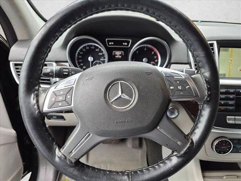 Used 2014 Mercedes-Benz ML 350 BlueTEC 4MATIC image 14