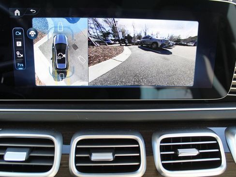 Certified 2026 Mercedes-Benz GLE 53 AMG 4MATIC image 55