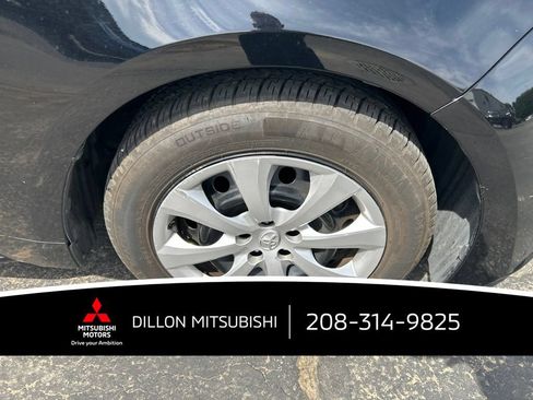 Used 2025 Toyota Corolla LE FWD image 23