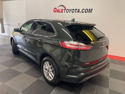 Used 2023 Ford Edge SEL image 8