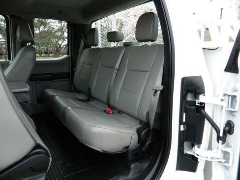 Used 2019 Ford F350 XL w/ Power Equipment Group image 21