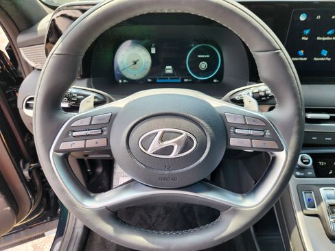 Certified 2025 Hyundai Palisade Calligraphy image 9