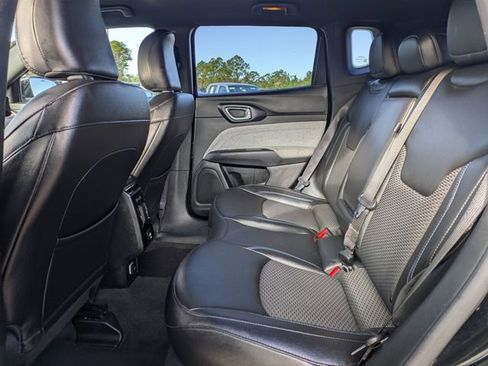 Certified 2024 Jeep Compass Latitude image 26