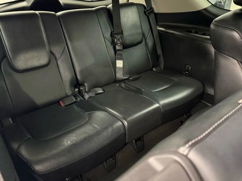 Used 2018 INFINITI QX80 Sport Utility 4D w/ Driver Assistance Package image 21