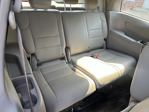 Used 2014 Honda Odyssey EX-L image 28