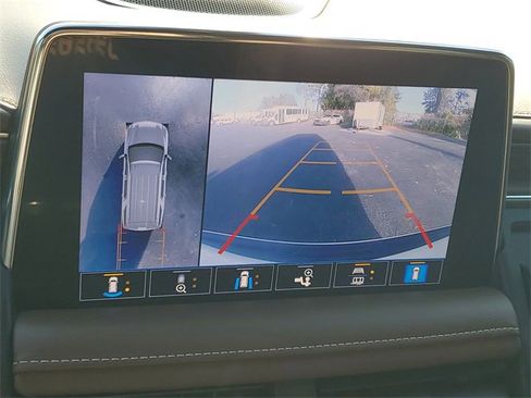 Used 2021 Chevrolet Tahoe High Country image 28