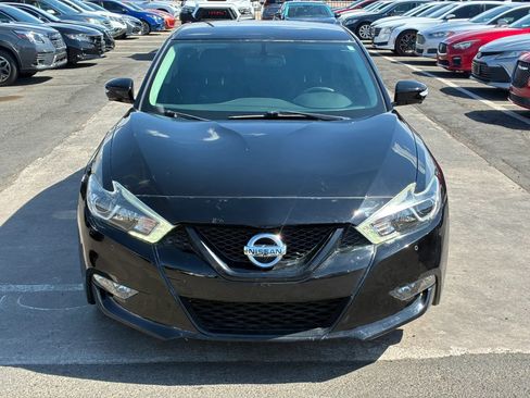 Used 2018 Nissan Maxima SR w/ Midnight Edition FWD image 14