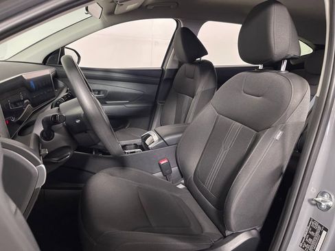 Certified 2025 Hyundai Tucson SEL image 12