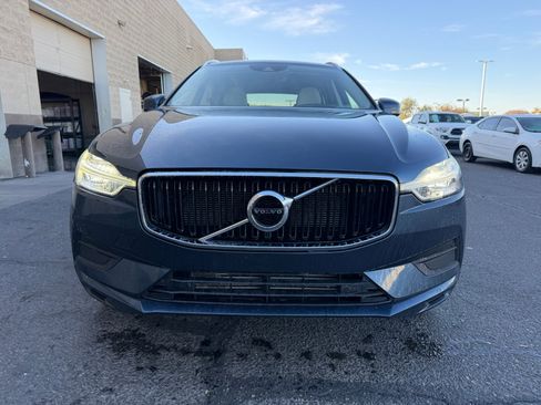 Used 2018 Volvo XC60 T6 Momentum w/ Convenience Package image 23