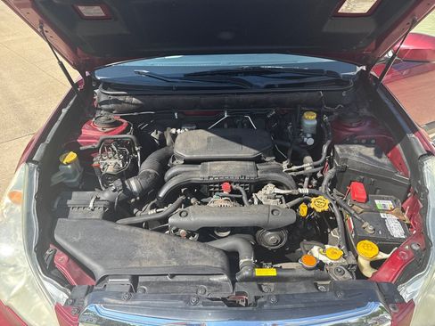 Used 2011 Subaru Outback 2.5i Premium AWD/4WD image 19