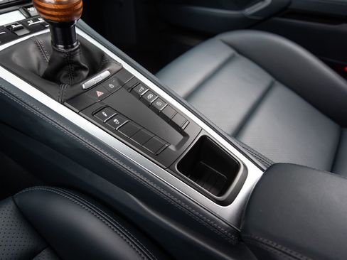 Certified 2022 Porsche 718 Cayman GTS RWD image 18