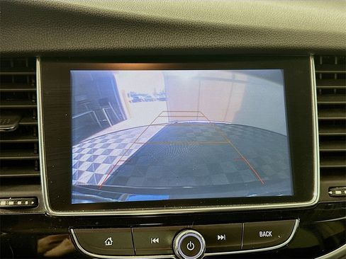 Used 2018 Buick Encore Preferred image 13