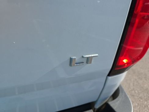 Used 2022 Chevrolet Colorado LT w/ Fleet Safety Package image 12